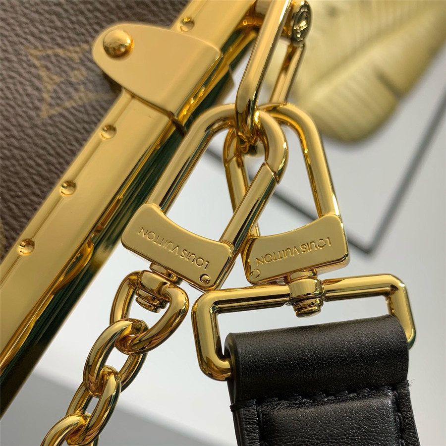 l0vis Vvtt0n lv lucky trunk monogram bag