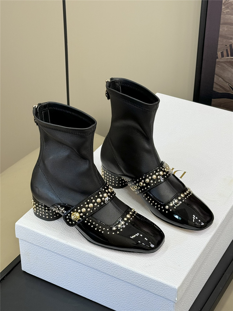 D10r stretch lambskin ankle boots