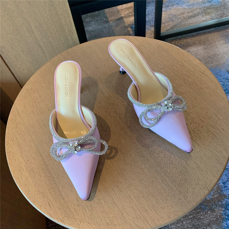 &  Rhinestone bow half drag high heels