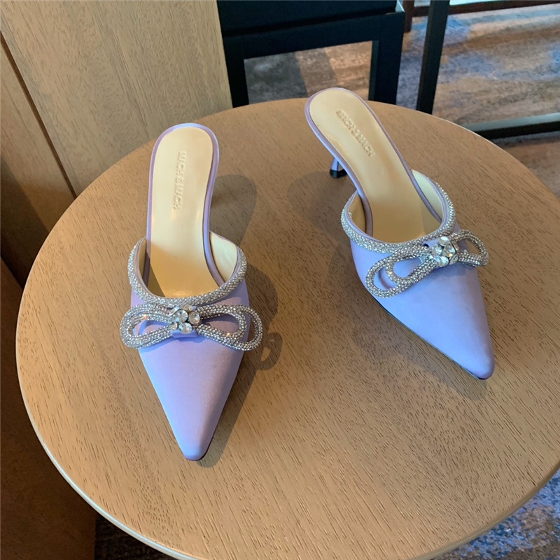 &  Rhinestone bow half drag high heels