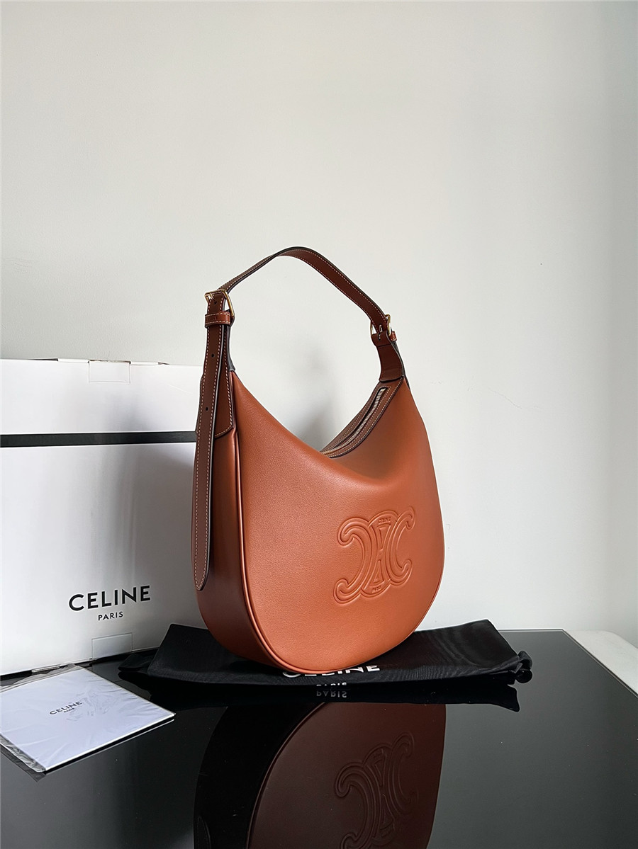 Ce1i*e triomphe heloise hobo bag