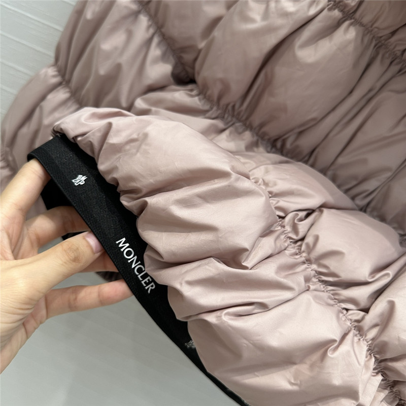 Moncler Medonte Short Down Jacket