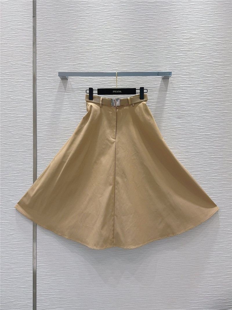 Pra*a mid-century style skirt