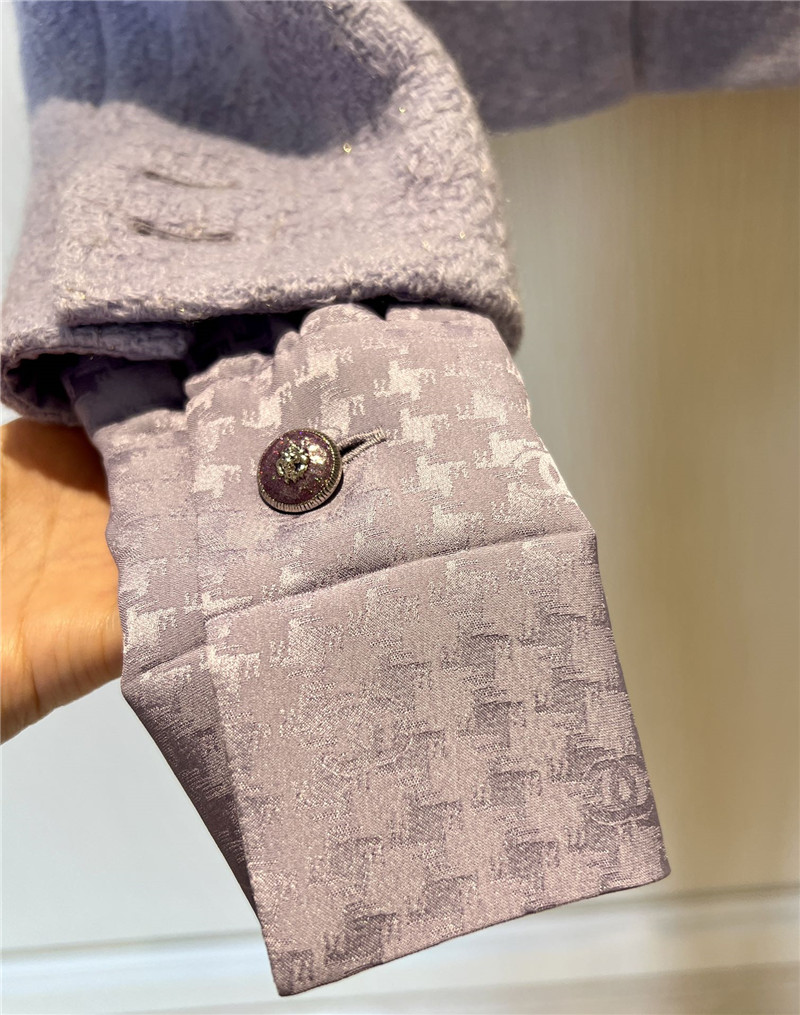 Ch**el v-neck classic tweed jacket