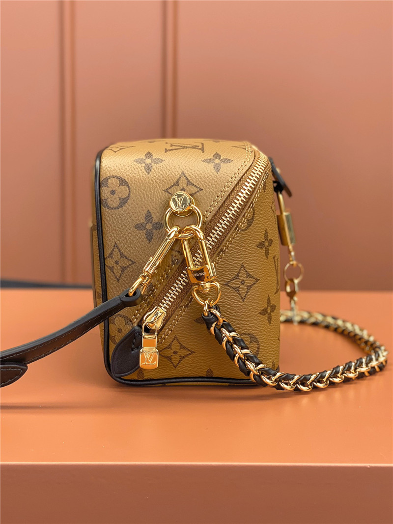 l0vis Vvtt0n lv just in case bag