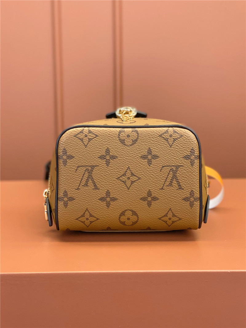 l0vis Vvtt0n lv just in case bag