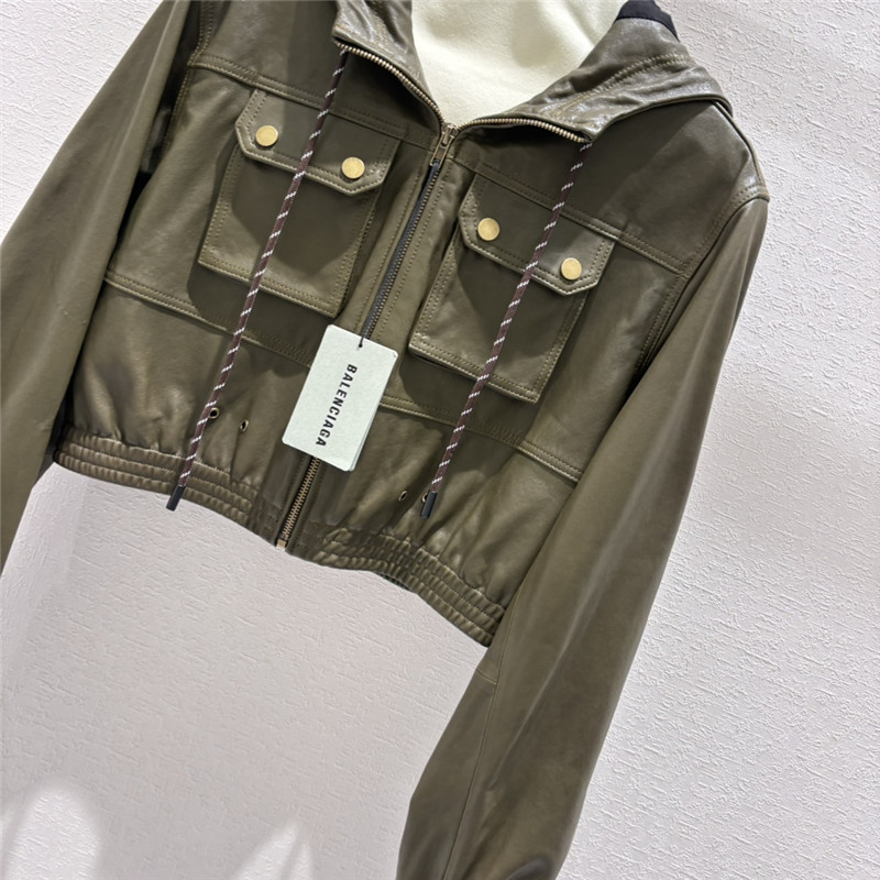 Ba1en*iaga hooded cropped sheepskin jacket