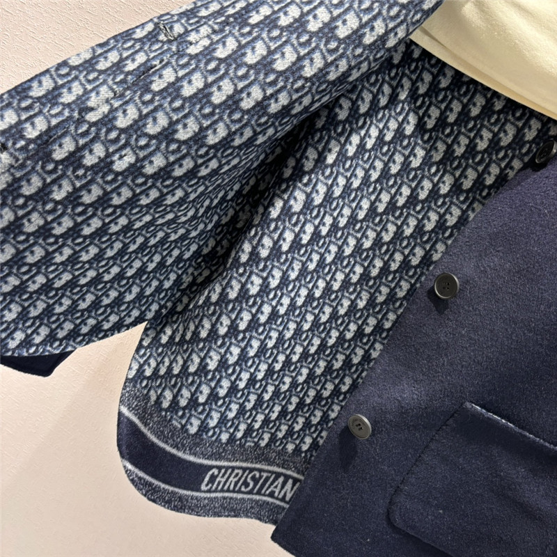 D10r striped letter jacquard jacket