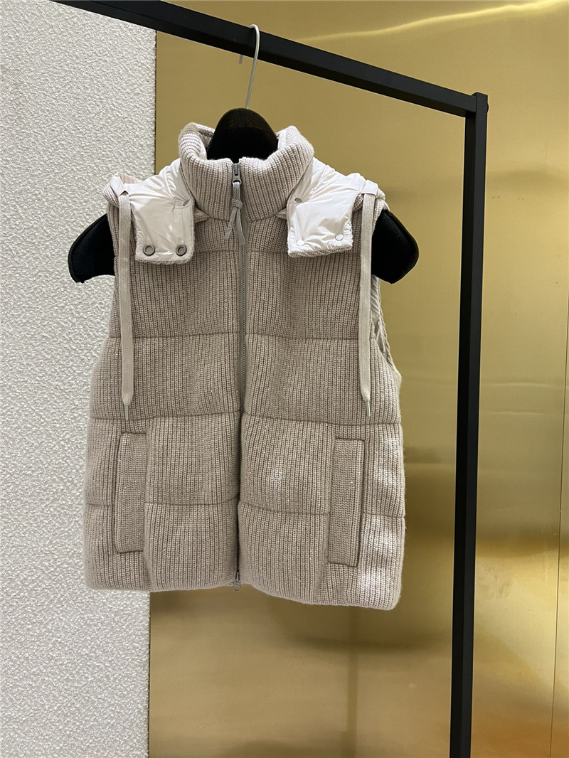 BC cashmere hooded vest