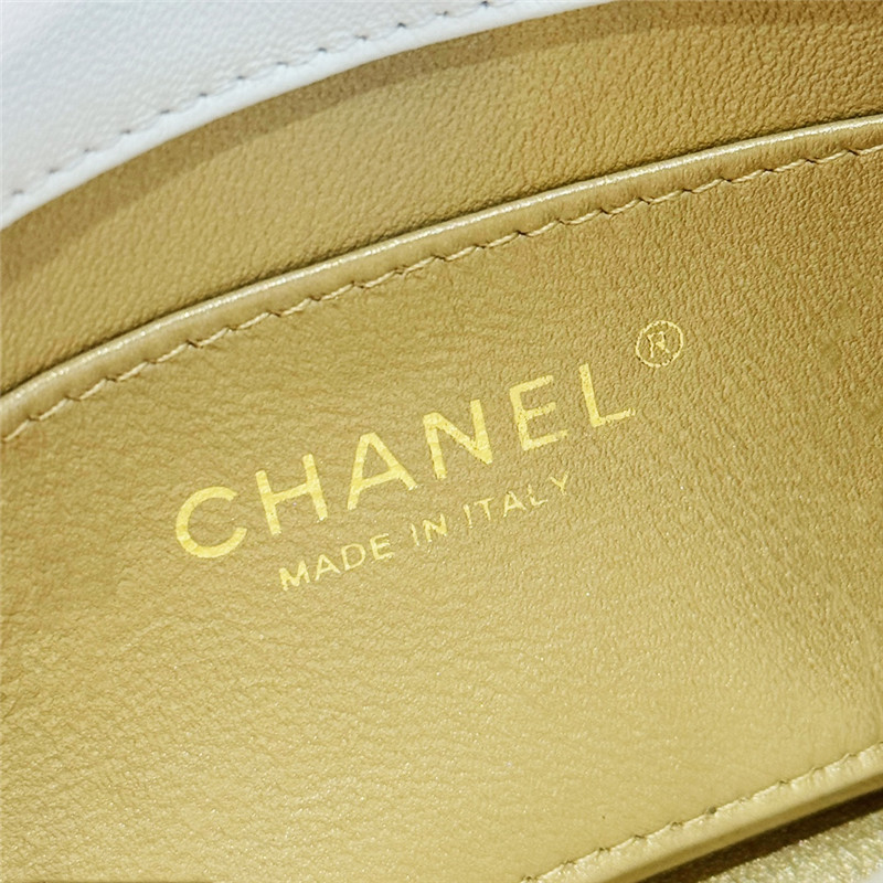 Ch**el pearl white classic cf bag small