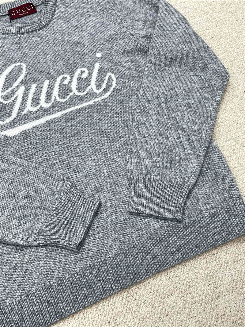 Gvc*1 jacquard lettering sweater