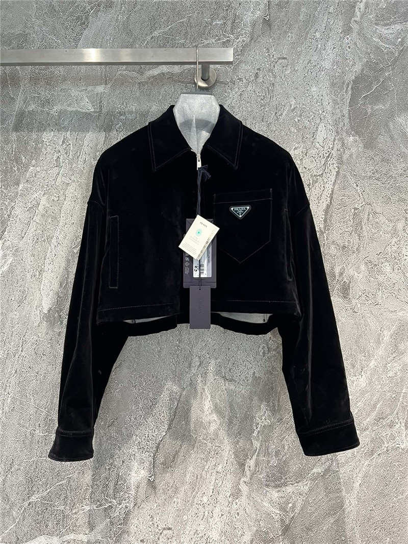Pra*a velvet short jacket