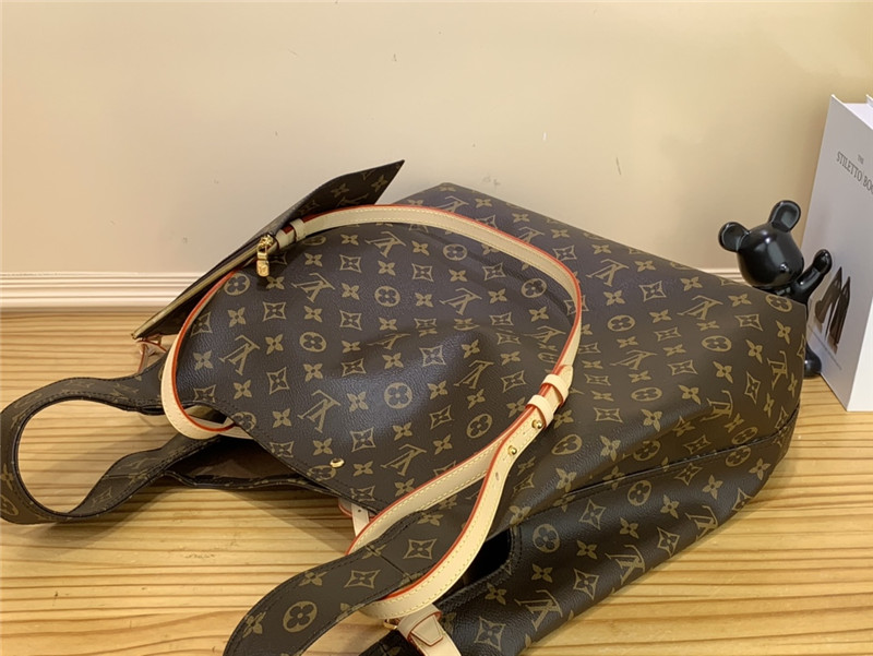 l0vis Vvtt0n lv unveils the new atlantis bag