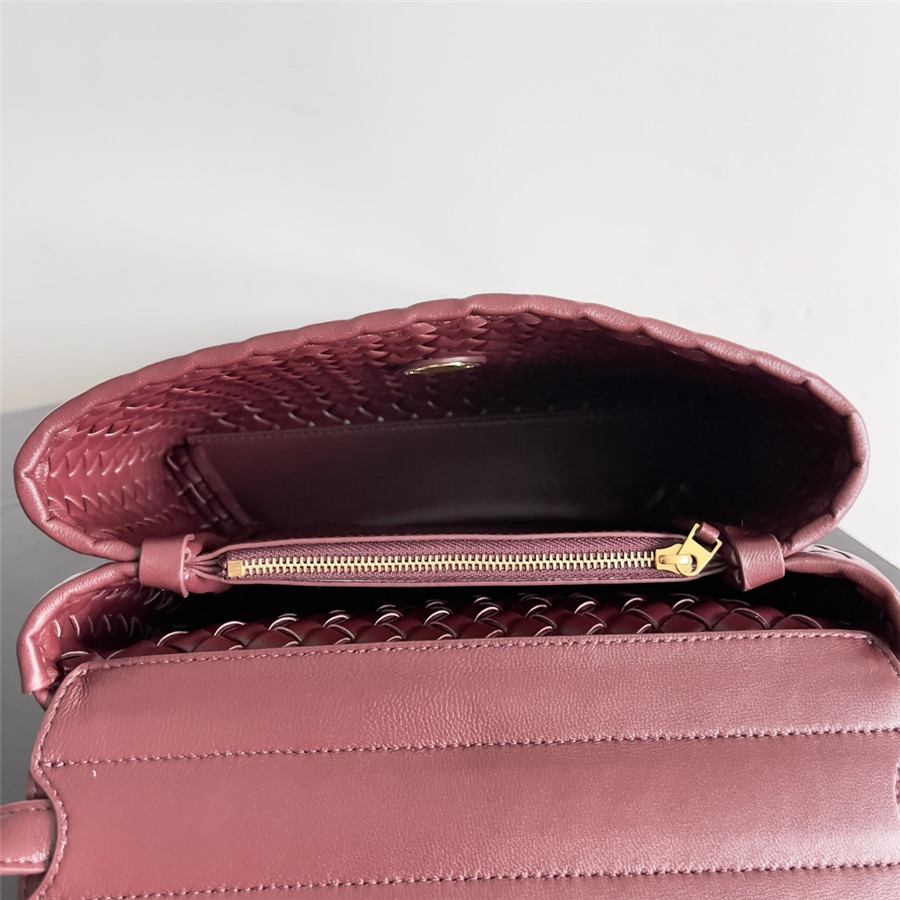 b0tt*ga Ven*ta patti top handle bag