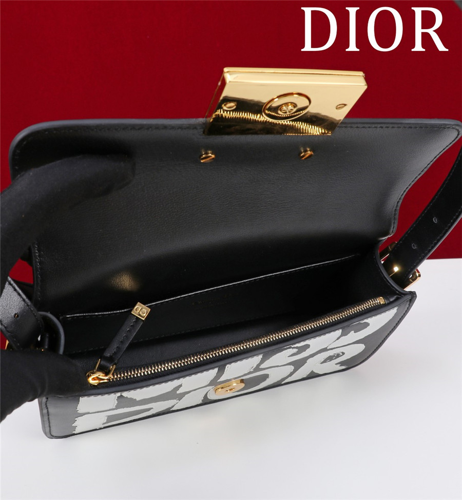 miss D10r flap bag [261025]