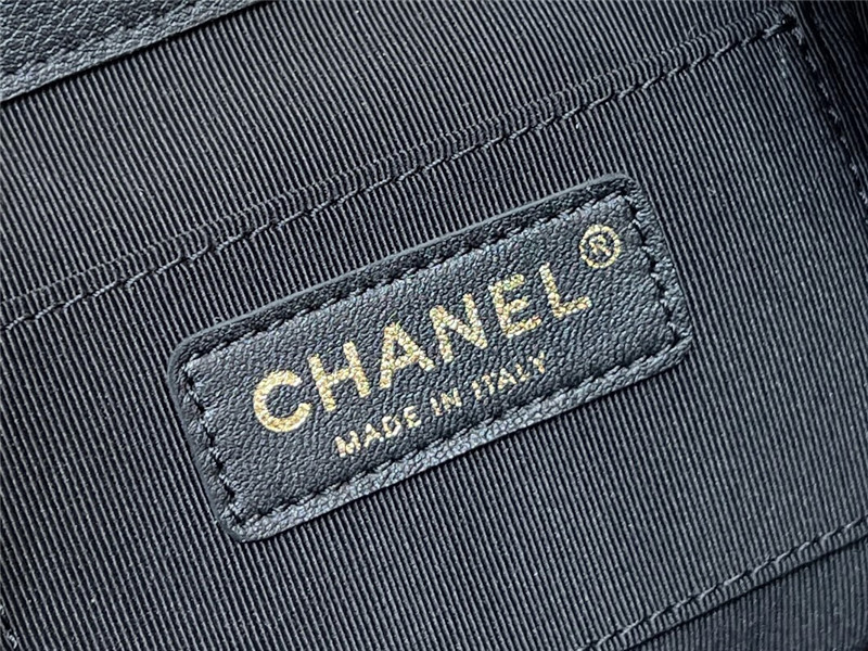Ch**el duma backpack caviar