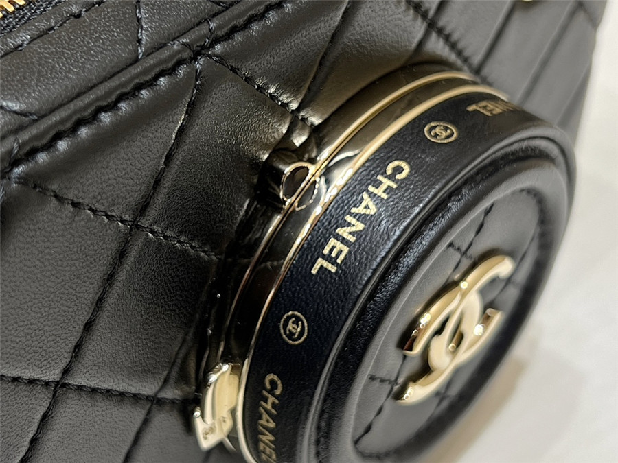 Ch**el camera mirror crossbody bag