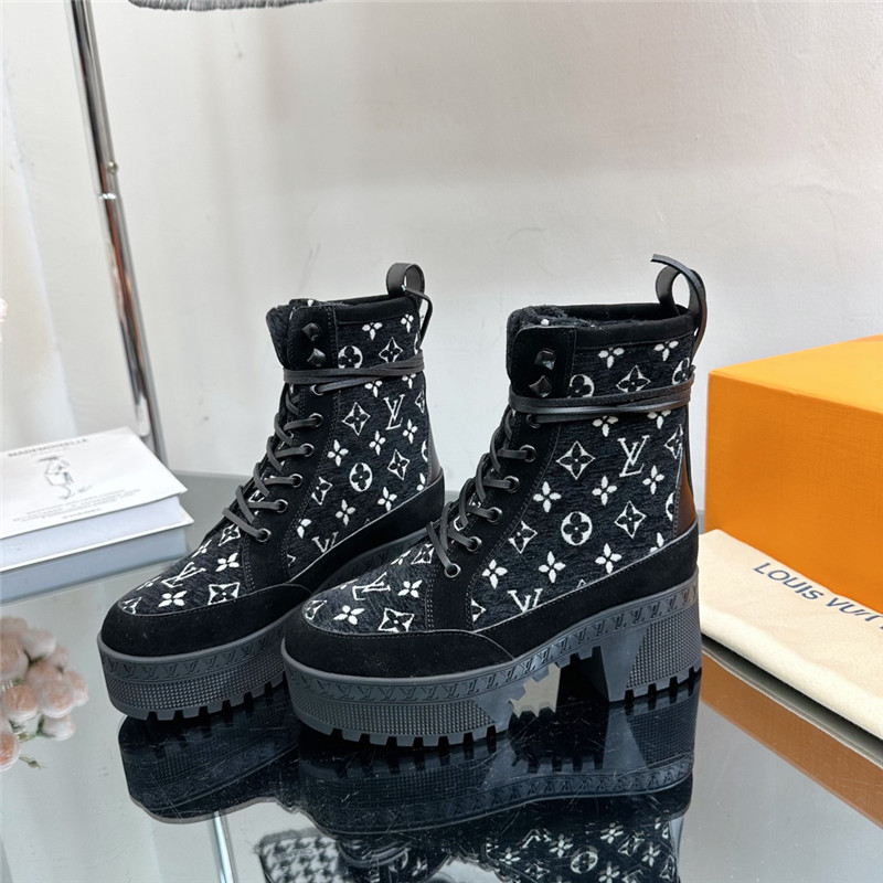 l0vis Vvtt0n monogram denim platform desert boots