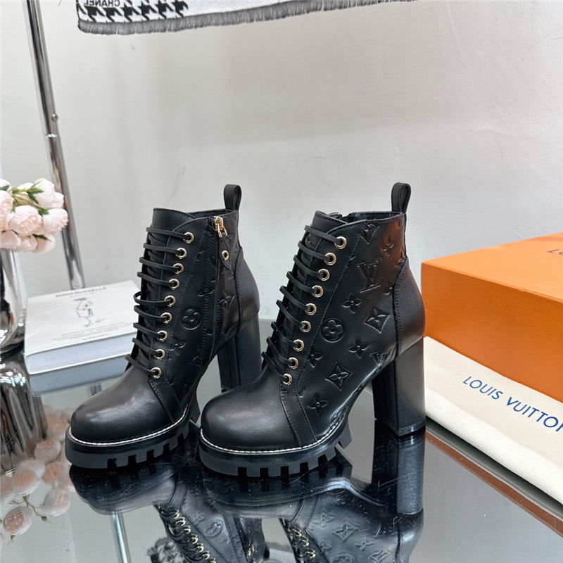 l0vis Vvtt0n star trail black ankle boots