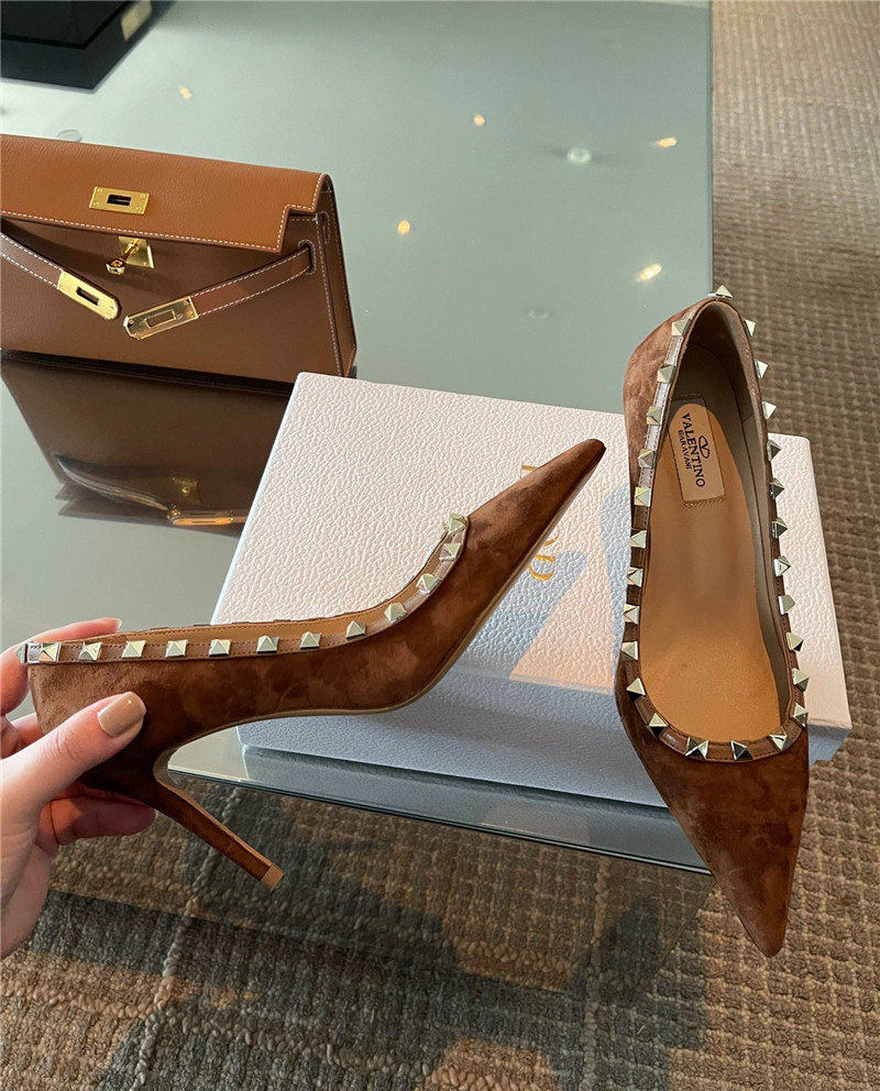 Va1e*ntin0 rivet elegant high heels
