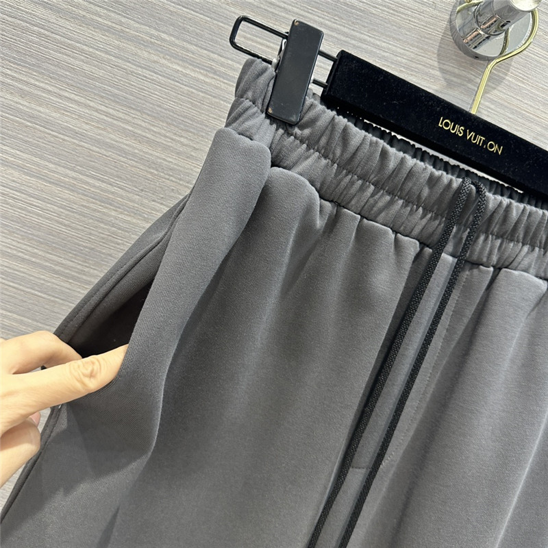 l0vis Vvtt0n lv sports sweatshirt suit in grey