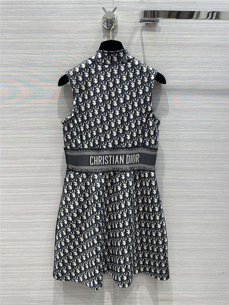 D10r black sleeveless logo print dress