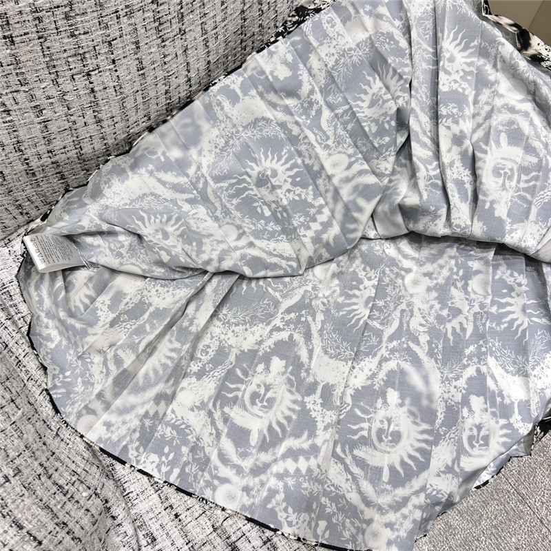 D10r pleated digital positioning printed long skirt