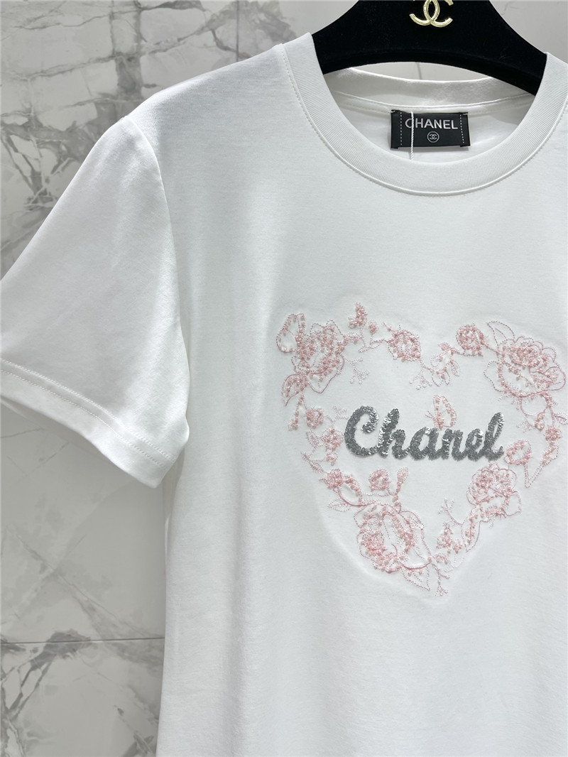 Ch**el colorblock embellished short-sleeved t-shirt