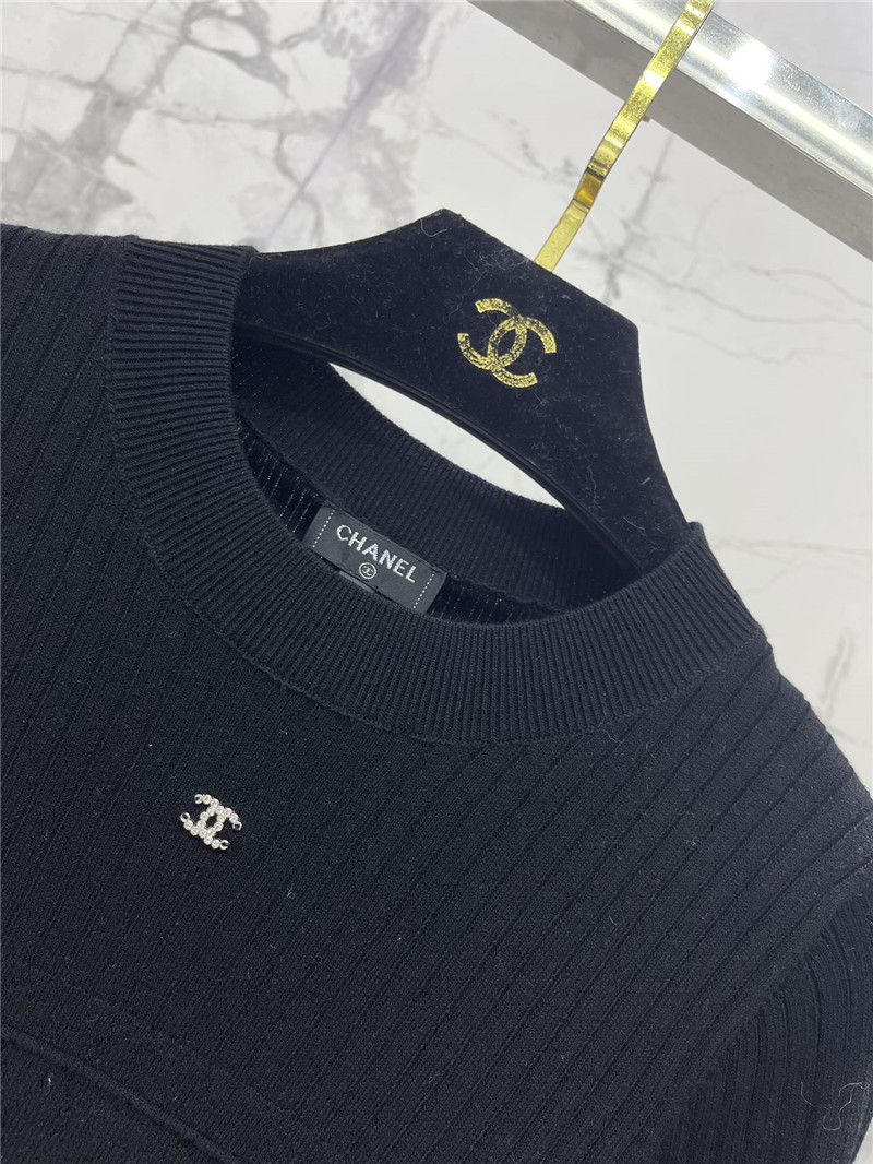 Ch**el logo paneled knitted sweater