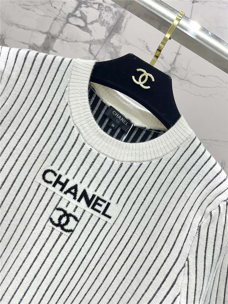 Ch**el crew neck striped logo sweater white