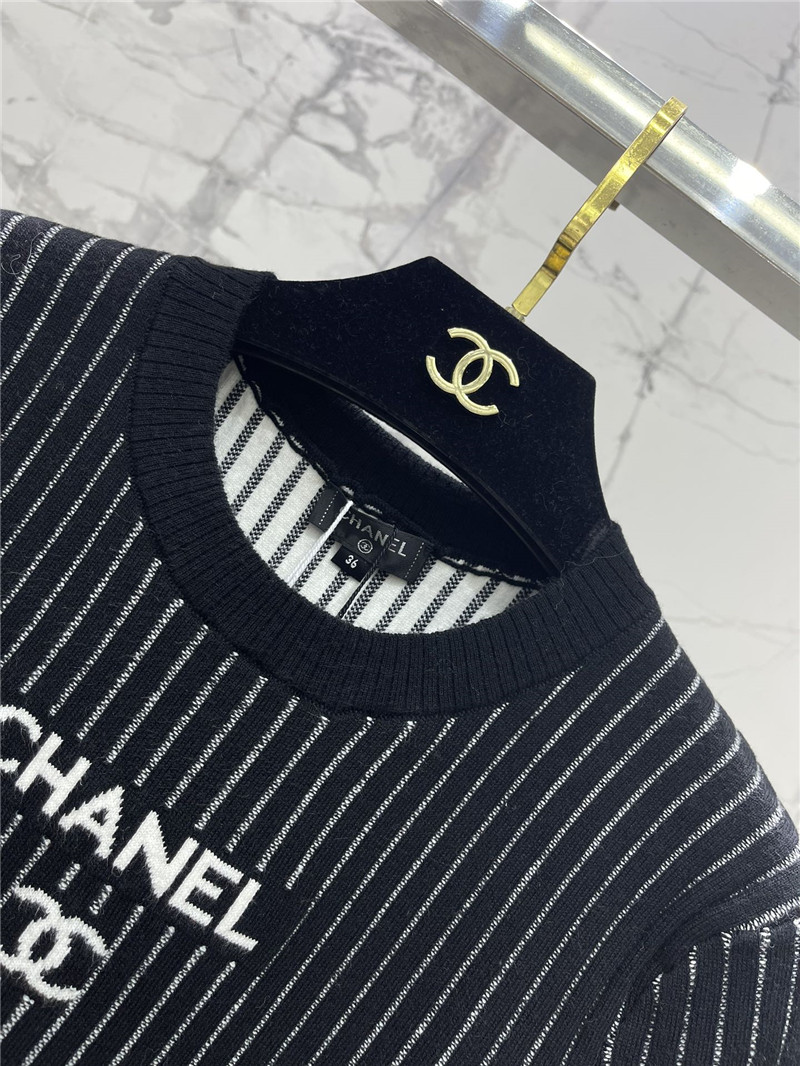 Ch**el crew neck striped logo sweater black