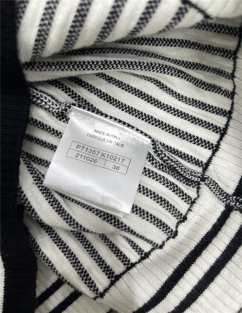 Ch**el crew neck striped logo sweater black