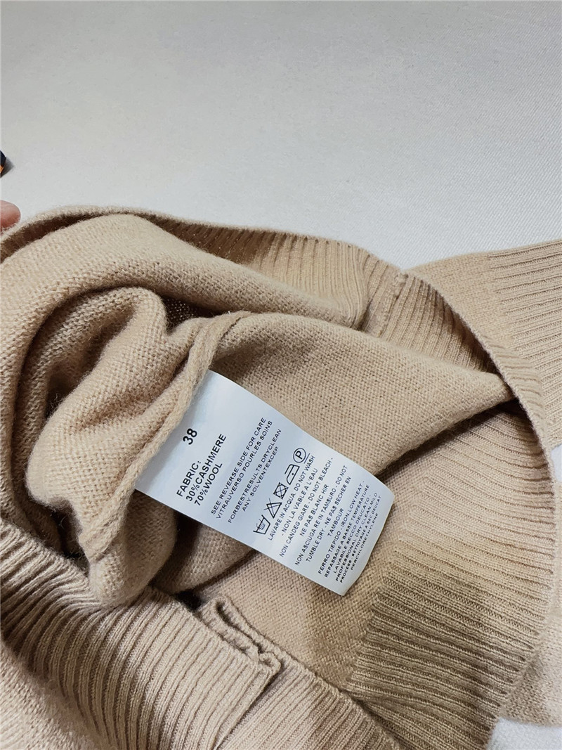 LV Logo Cashmere Sweater in Elegant Beige