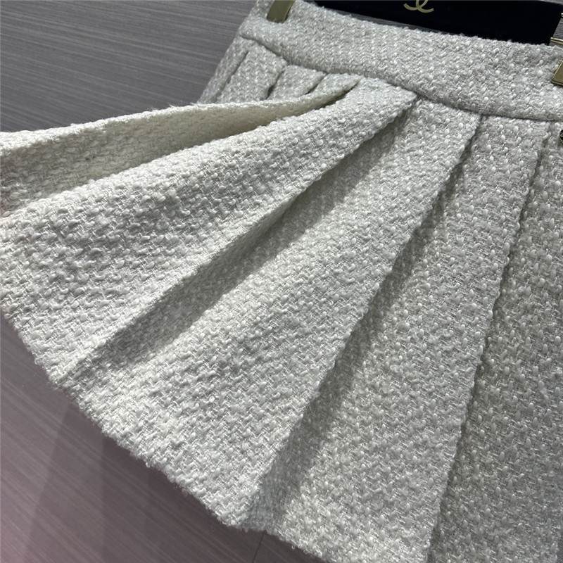 Ch**el tweed pleated mini skirt