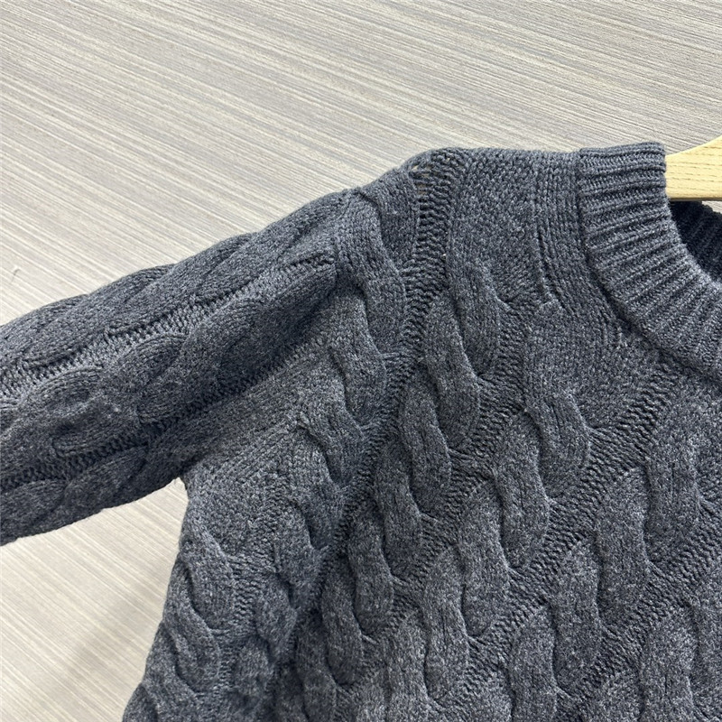 Cable Turtleneck Cashmere Sweater in Grey