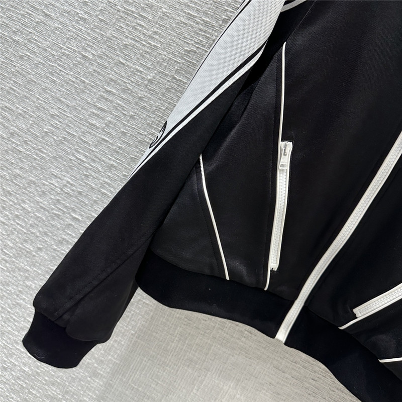 Gvc*1 slim short sweatshirt + straight pants suit