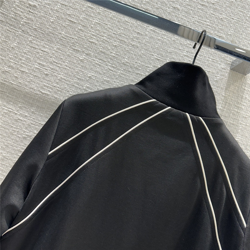 Gvc*1 slim short sweatshirt + straight pants suit