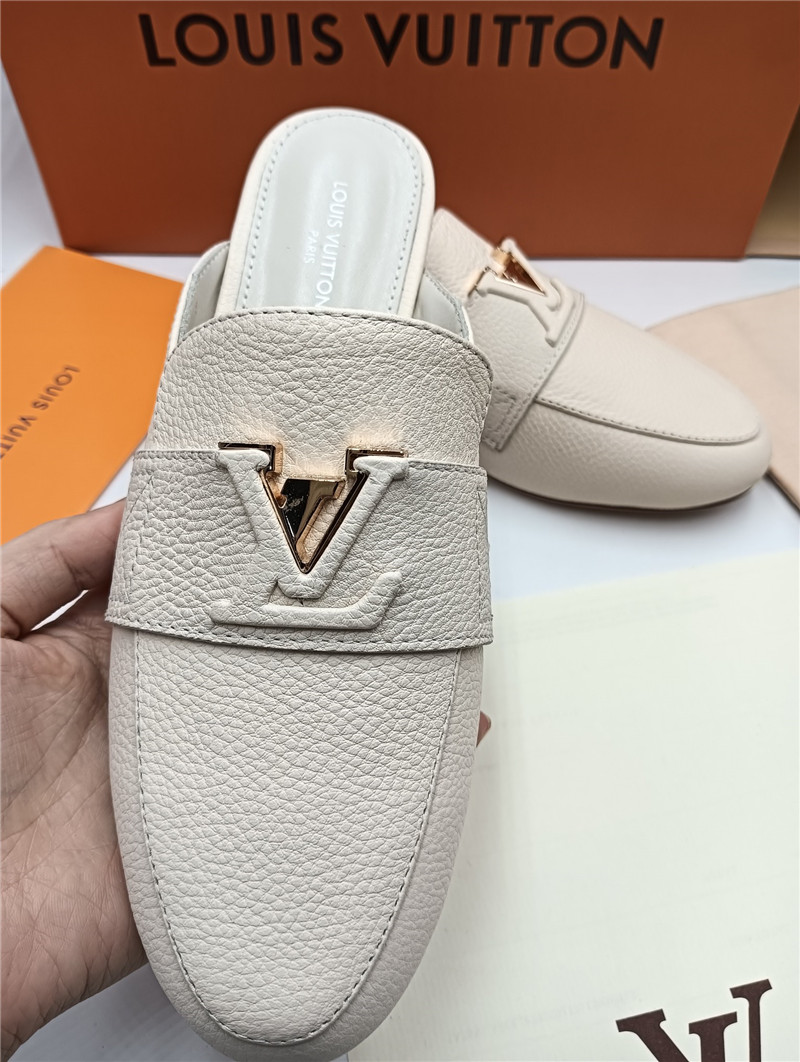 l0vis Vvtt0n lv flat loafers