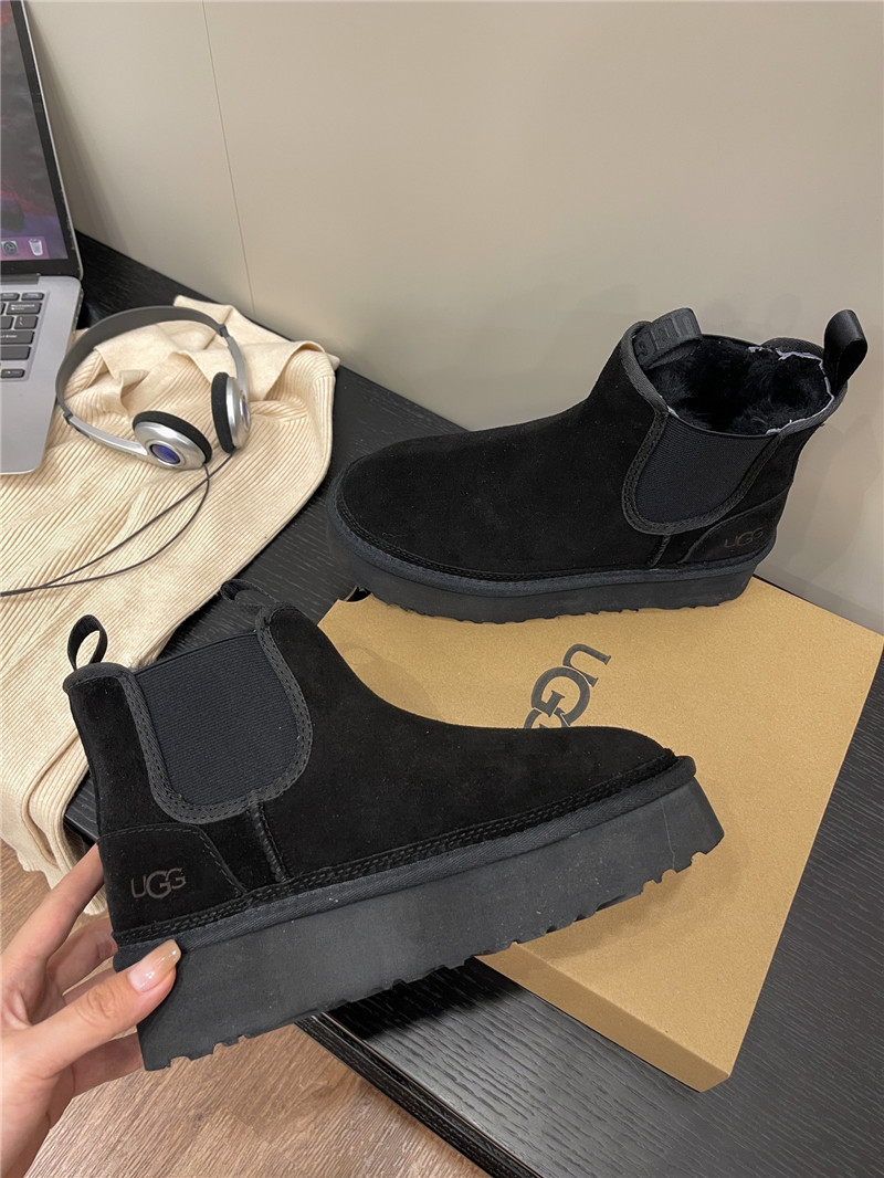 UGG Neumel Platform Chelsea Boot Black