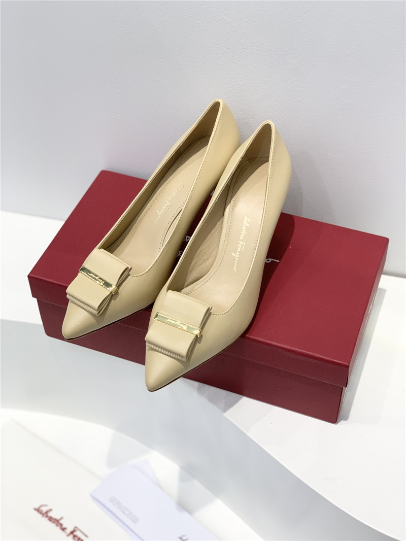 Salvatore Ferragamo double bow pointed toe high heels shoes