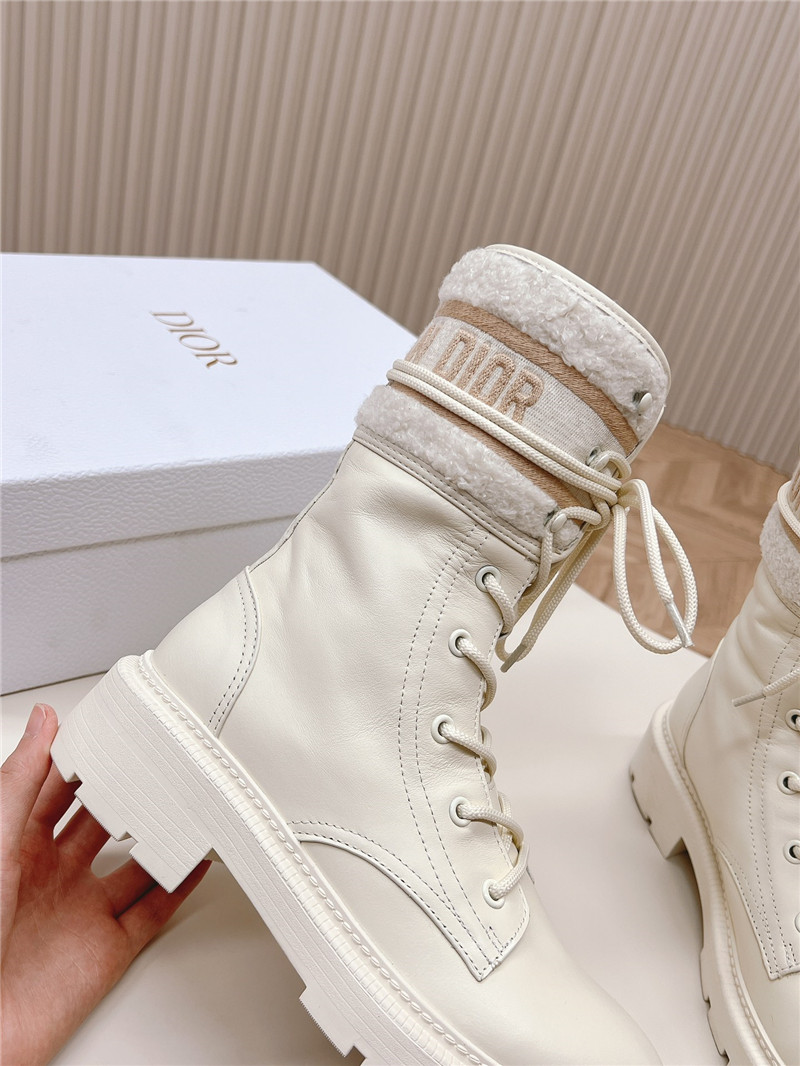D10r d-unit ankle boot white