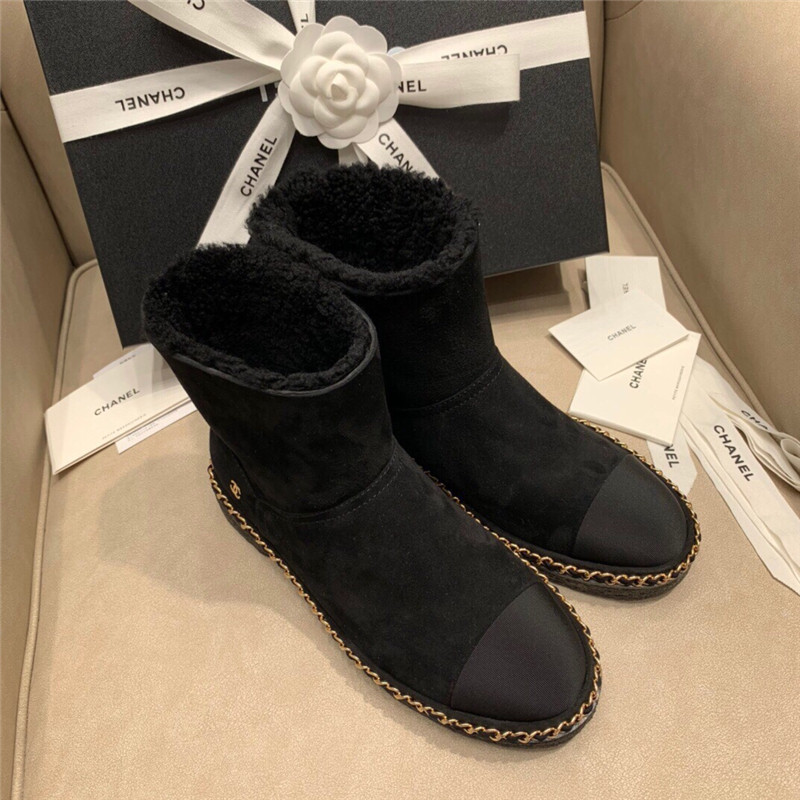 Ch**el suede leather shearling snow boots