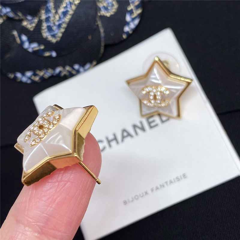 ch**el star D1am0nd ch**el stud earrings