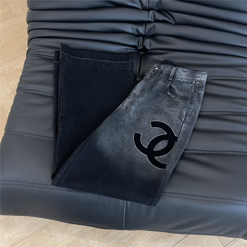 Ch**el second hand washed jeans