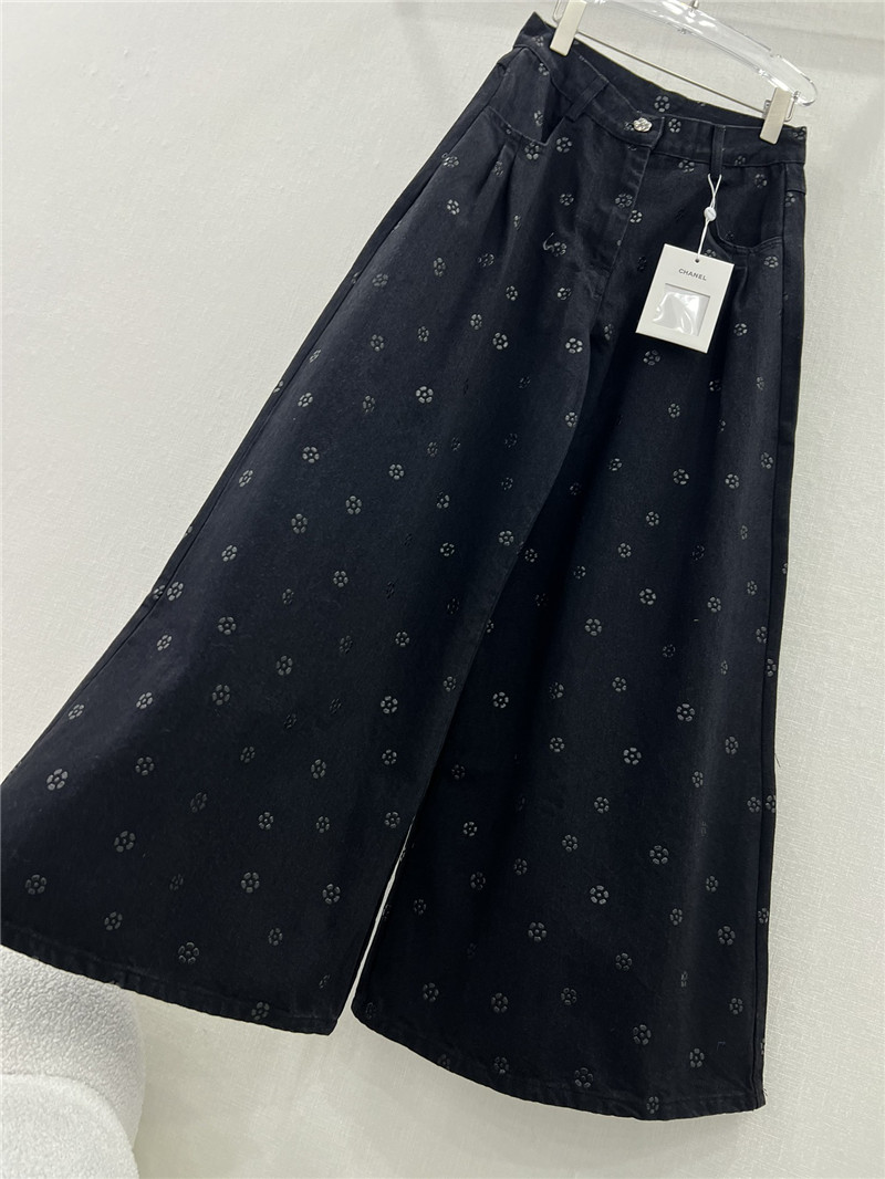 Ch**el new laminated camellia wide leg pants