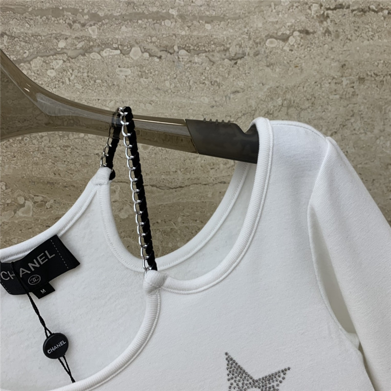 Ch**el off-shoulder long-sleeved bottoming t-shirt