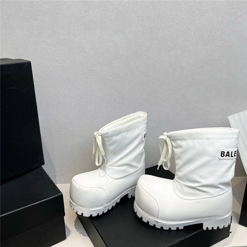 Ba1en*iaga alaska low boot white nylon