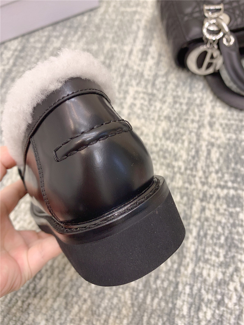 D10r new wool loafers