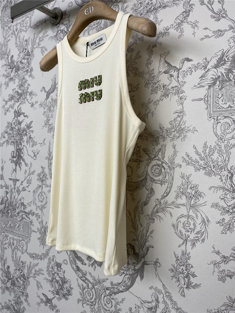 m1um1u new D1am0nd knitted vest