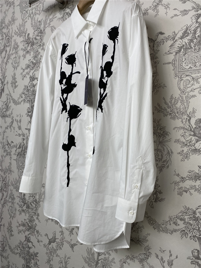 Pra*a early spring new shirt